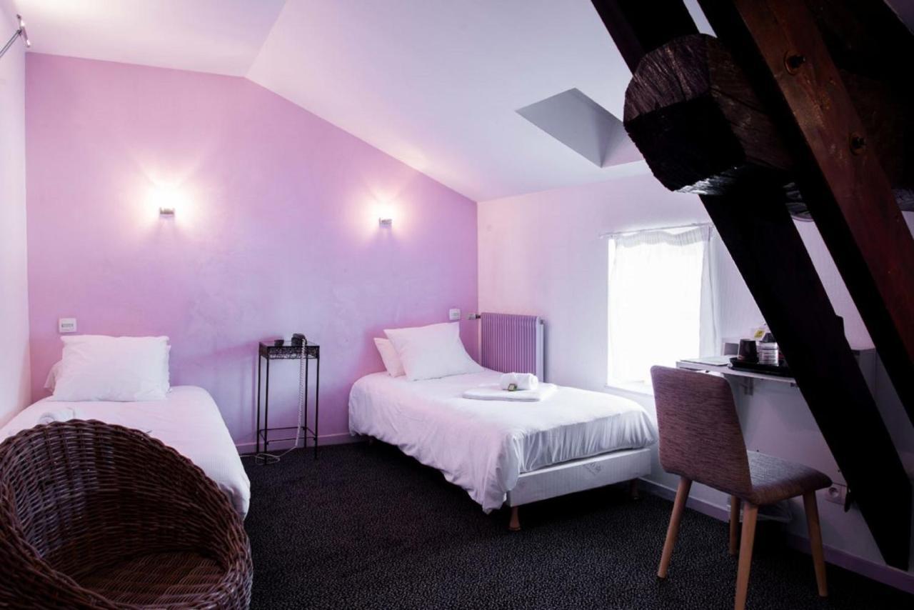 Logis Hotel Tante Yvonne & Son Restaurant Semi-Gastronomique - Lyon Nord Quincieux Екстериор снимка