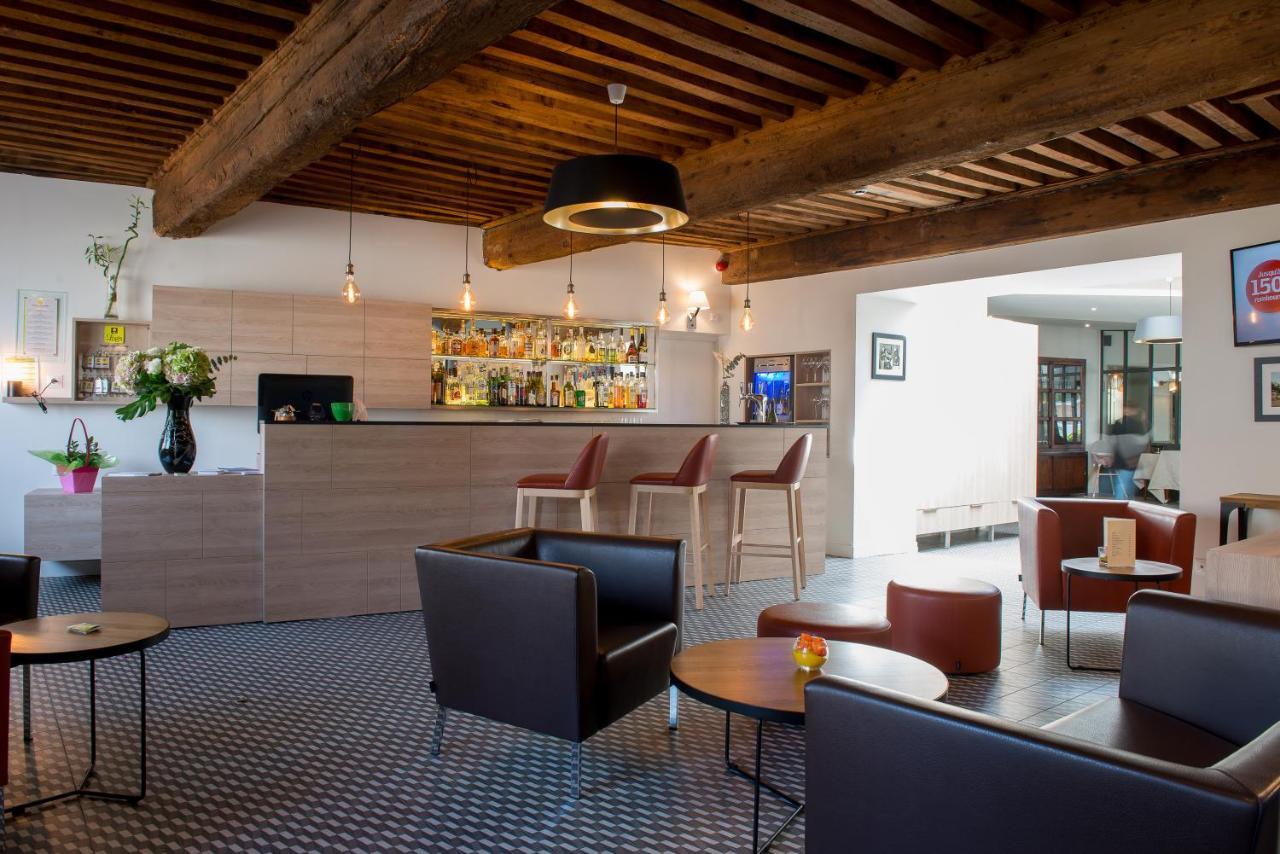 Logis Hotel Tante Yvonne & Son Restaurant Semi-Gastronomique - Lyon Nord Quincieux Екстериор снимка